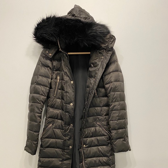 Zara winter coat - Picture 1 of 3
